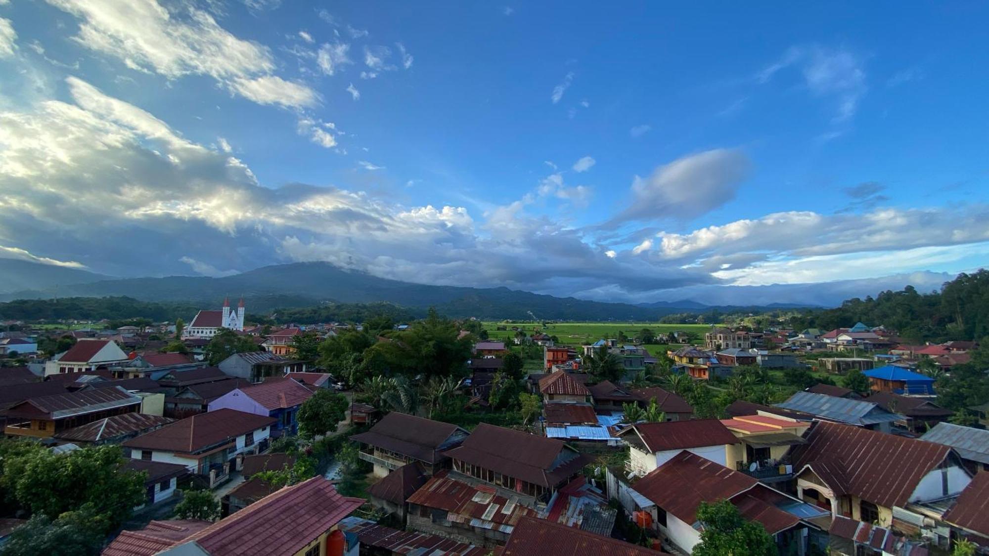 Toraja Lodge Guest House Rantepao Esterno foto